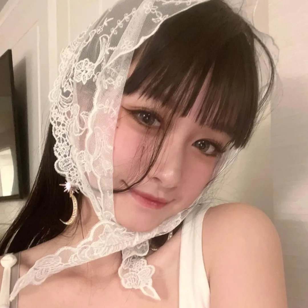 三月小姐